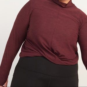 Breathe on front twist top